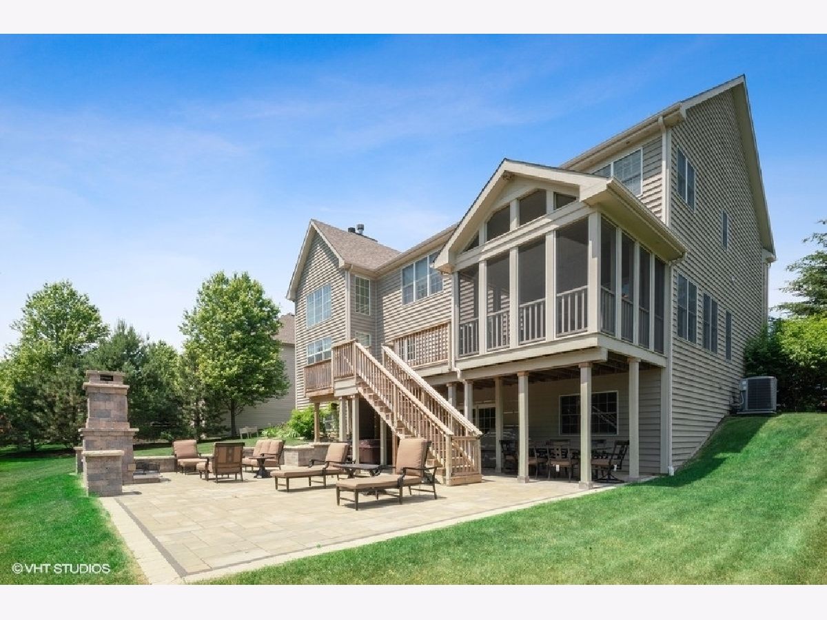 Homes Sold Fairway View Estates Algonquin Illinois, 3211 Nottingham