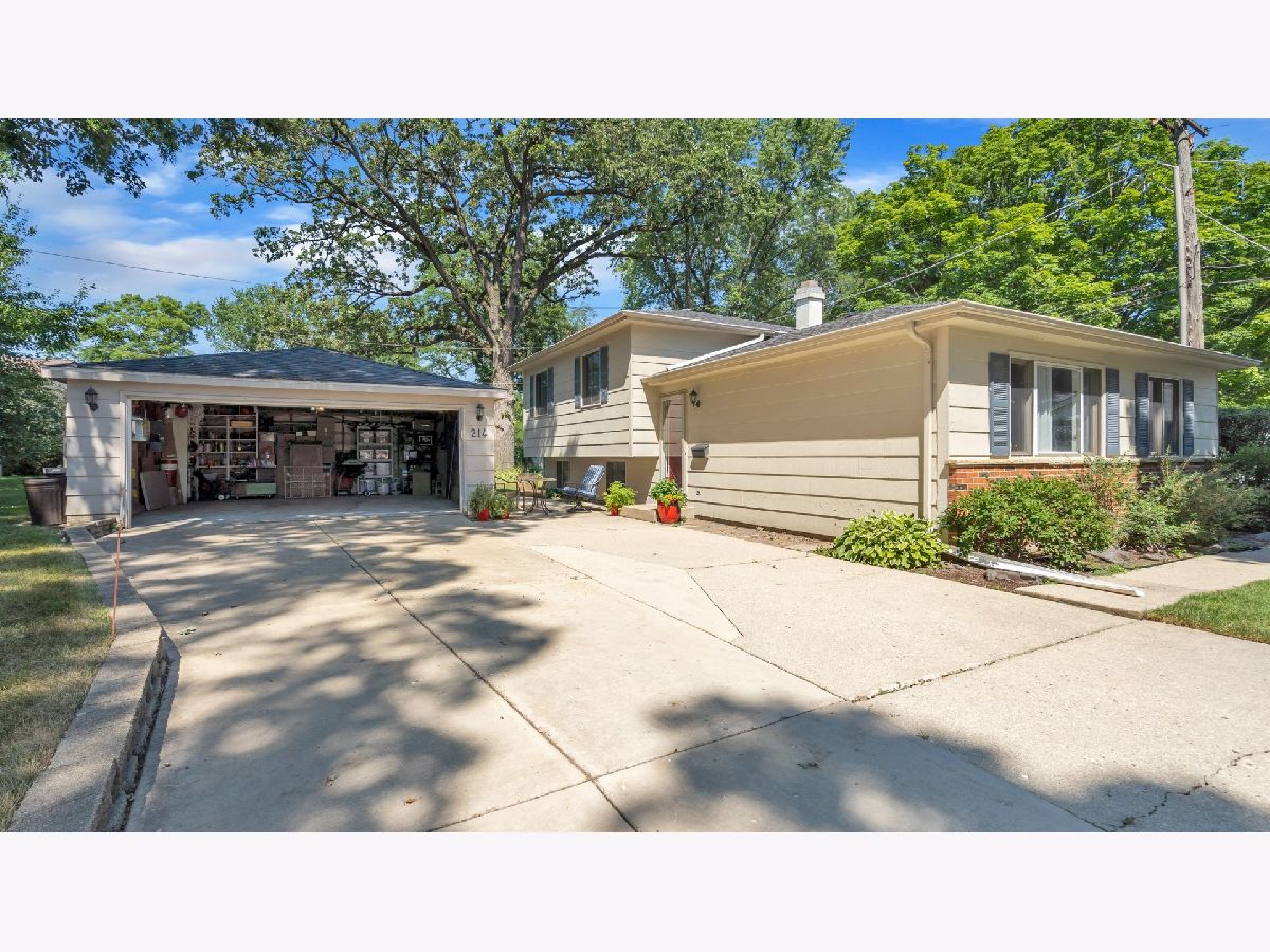 Homes Sold Holcomb Mundelein Illinois, 214 Walker