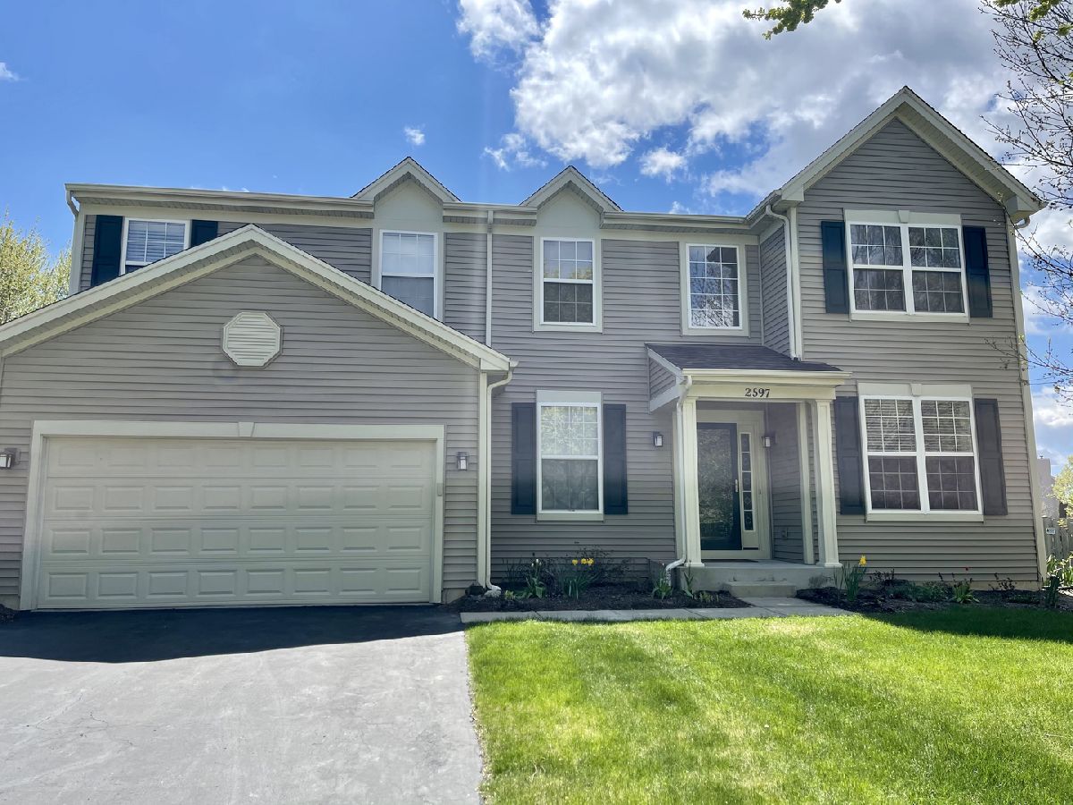 Homes Sold Silver Leaf Glen Round Lake Illinois, 2597 Magnolia