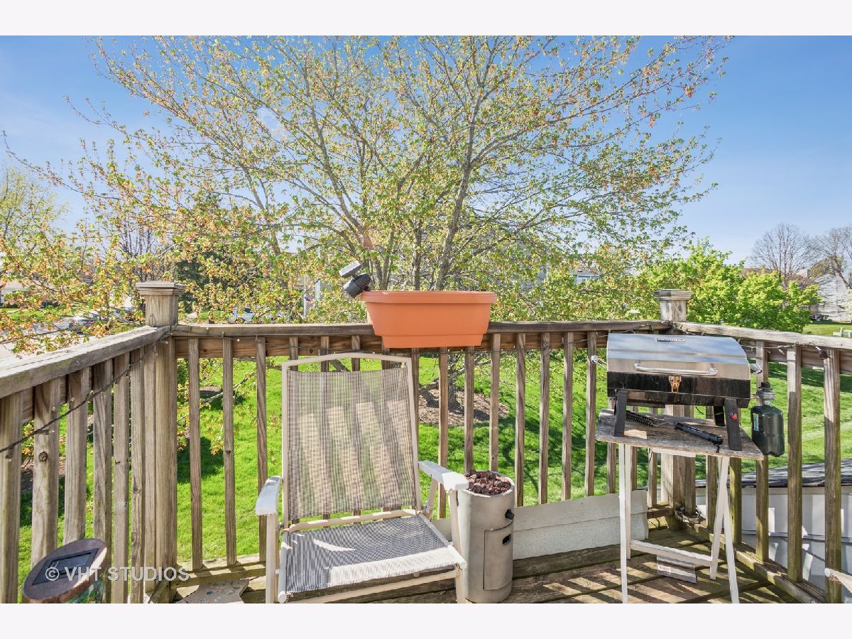 Townhomes & Condos & Homes Rented Summit Place Schaumburg Illinois, 1014 Westchester