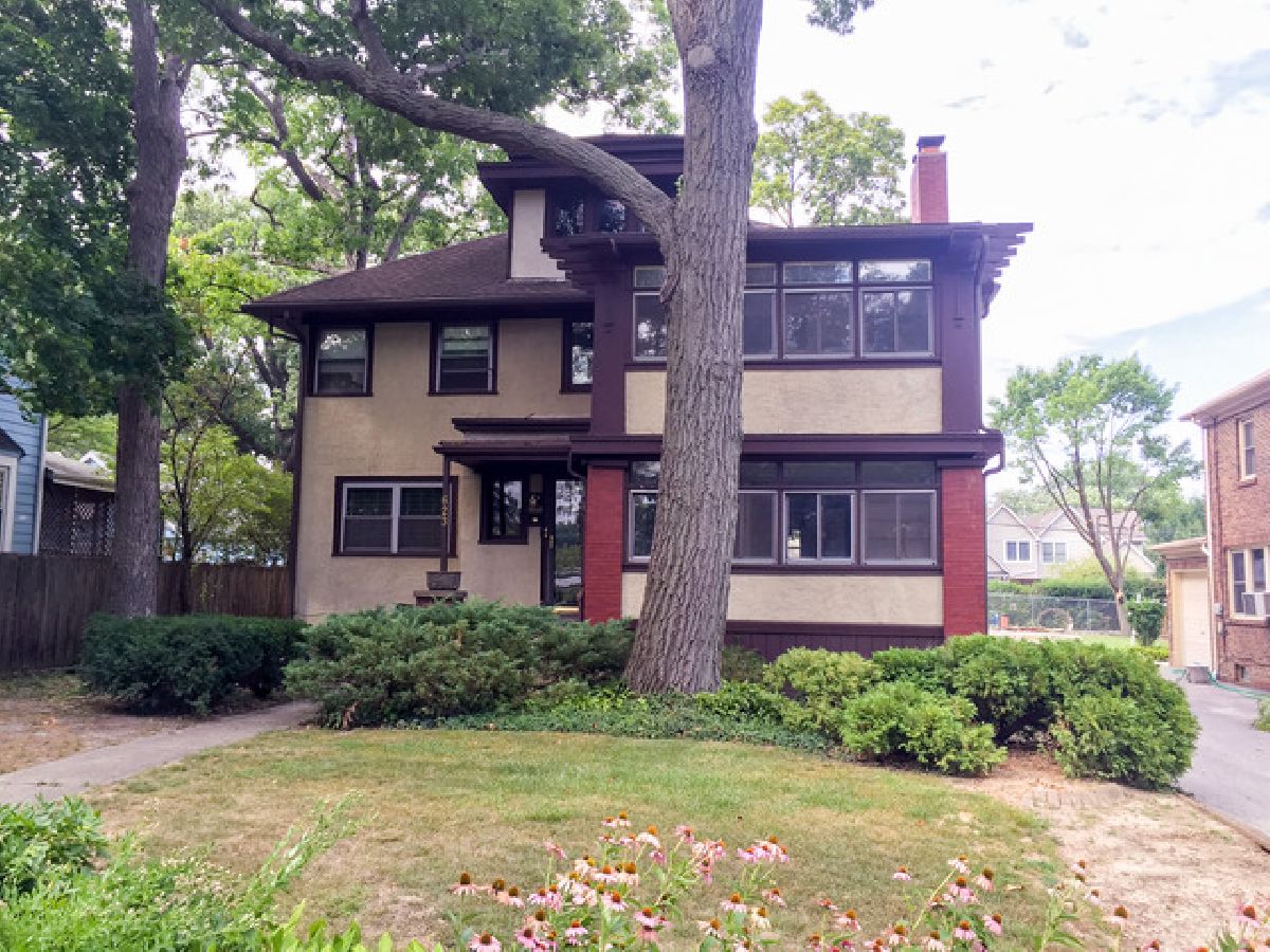 Homes & Condos & Townhomes Rented Exmoor Highland Park Illinois, 623 Vine