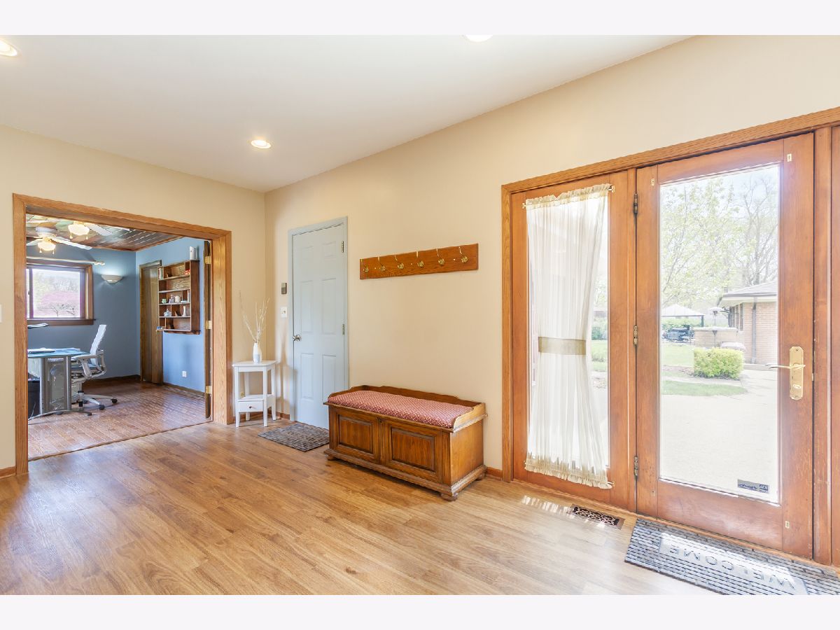 Homes Sold Branigar Estates Elk Grove Village Illinois, 539 Crest
