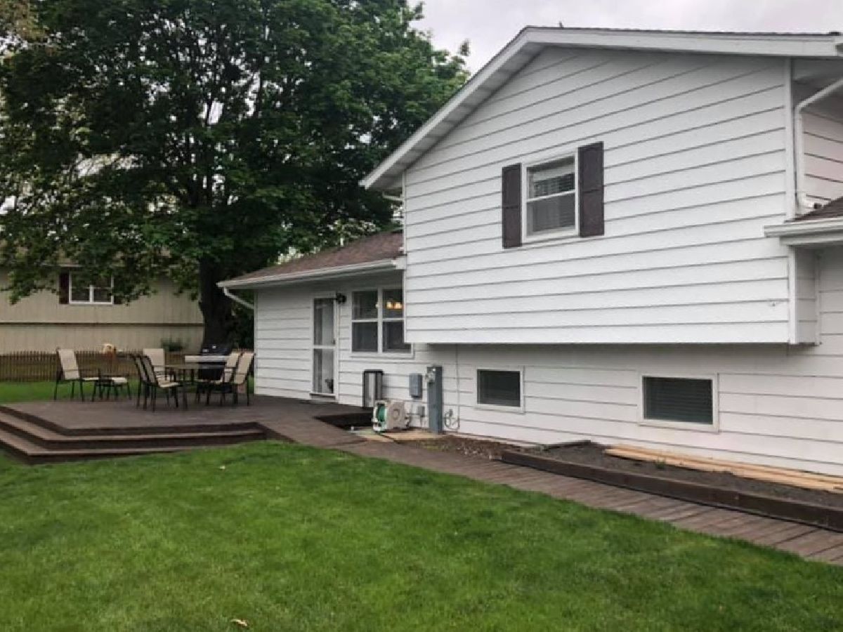 Homes & Condos & Townhomes Sold Ceal Morris Illinois, 801 Lakeshore