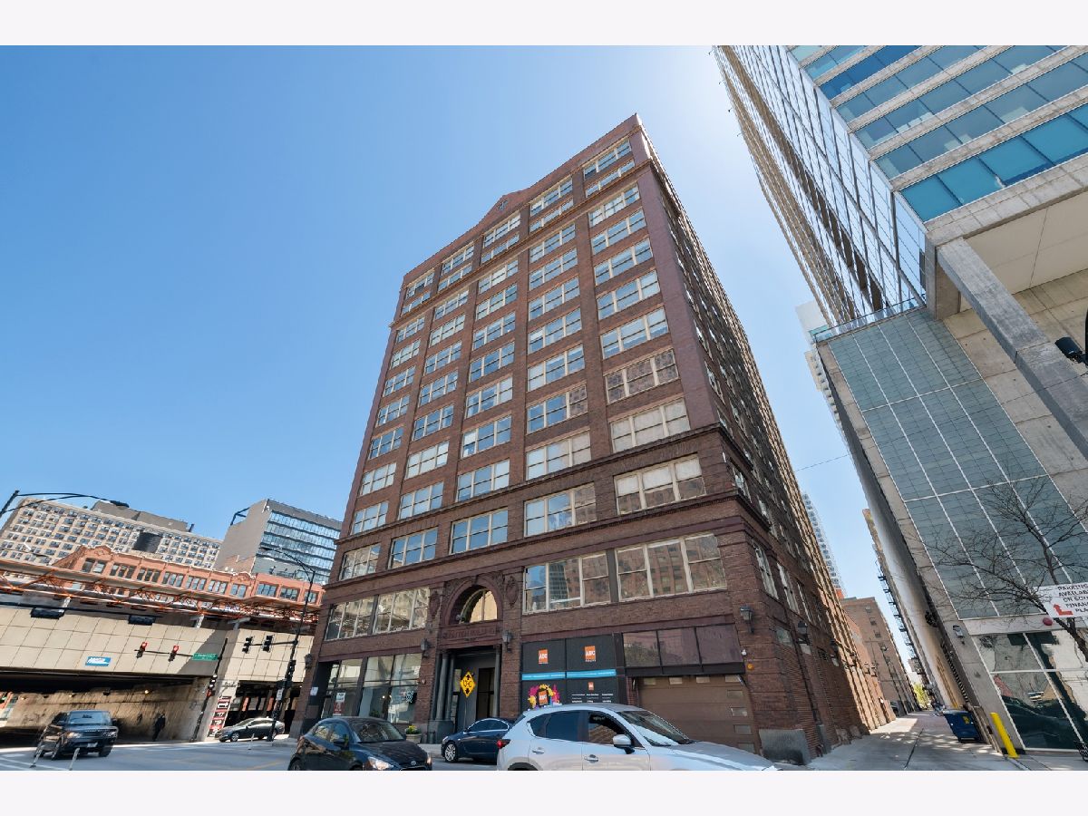 Condos & Townhomes Sold Market Square Lofts Chicago Illinois, 161 Harrison