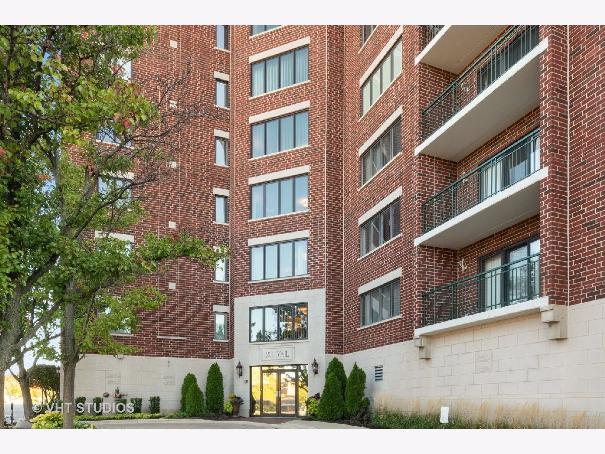 Condominiums Sold Towne Place Arlington Heights Illinois, 201 Vail