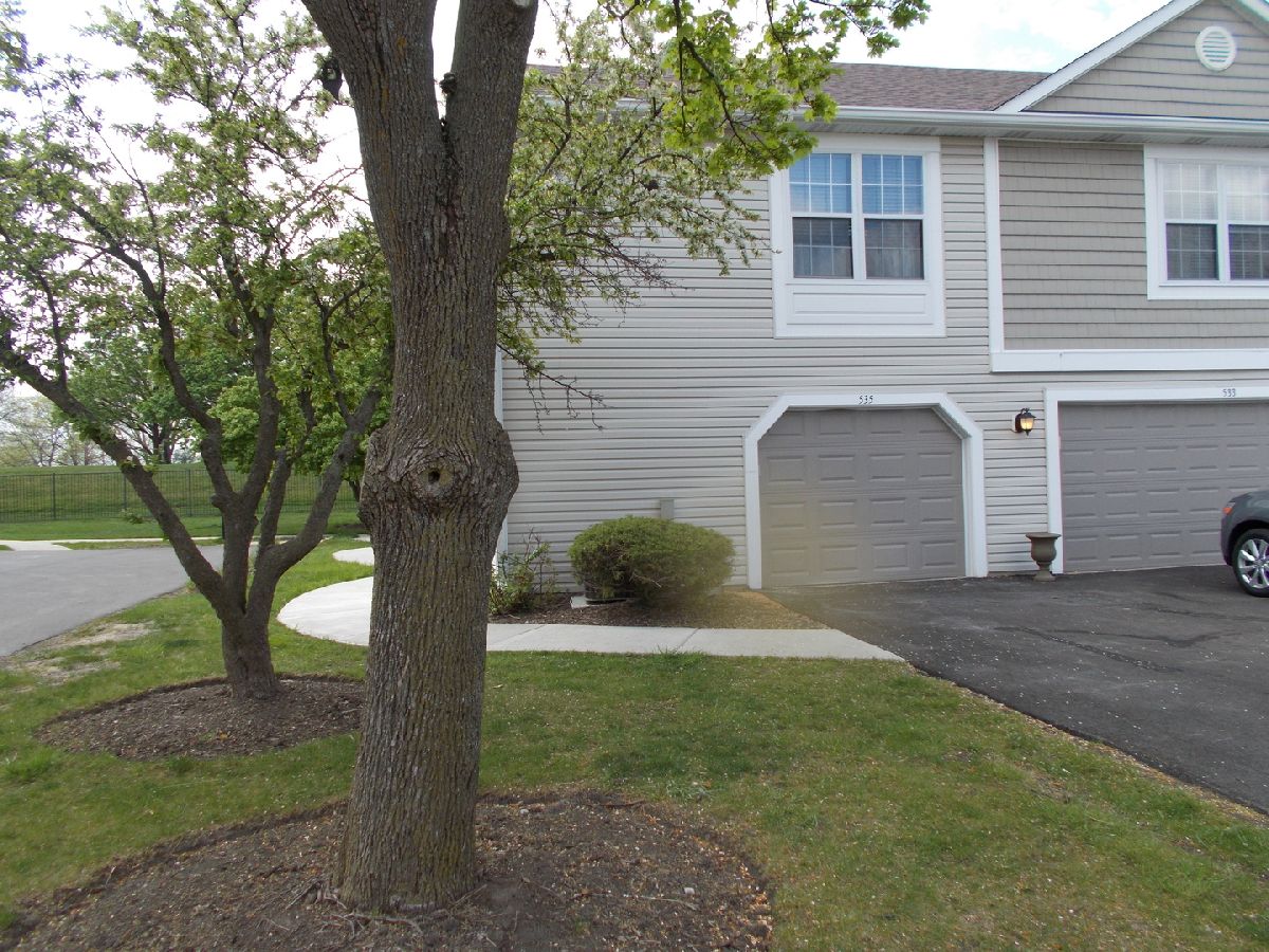 Townhomes & Condos Sold Le Parc Buffalo Grove Illinois, 535 Le Parc