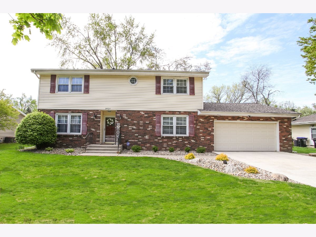 Homes & Condos & Townhomes Sold Williamsburg Bloomington Illinois