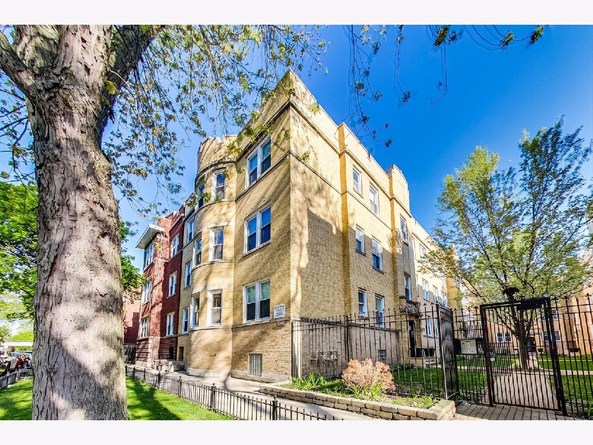 Condominiums Sold La Legenda Chicago Illinois, 1340 Estes