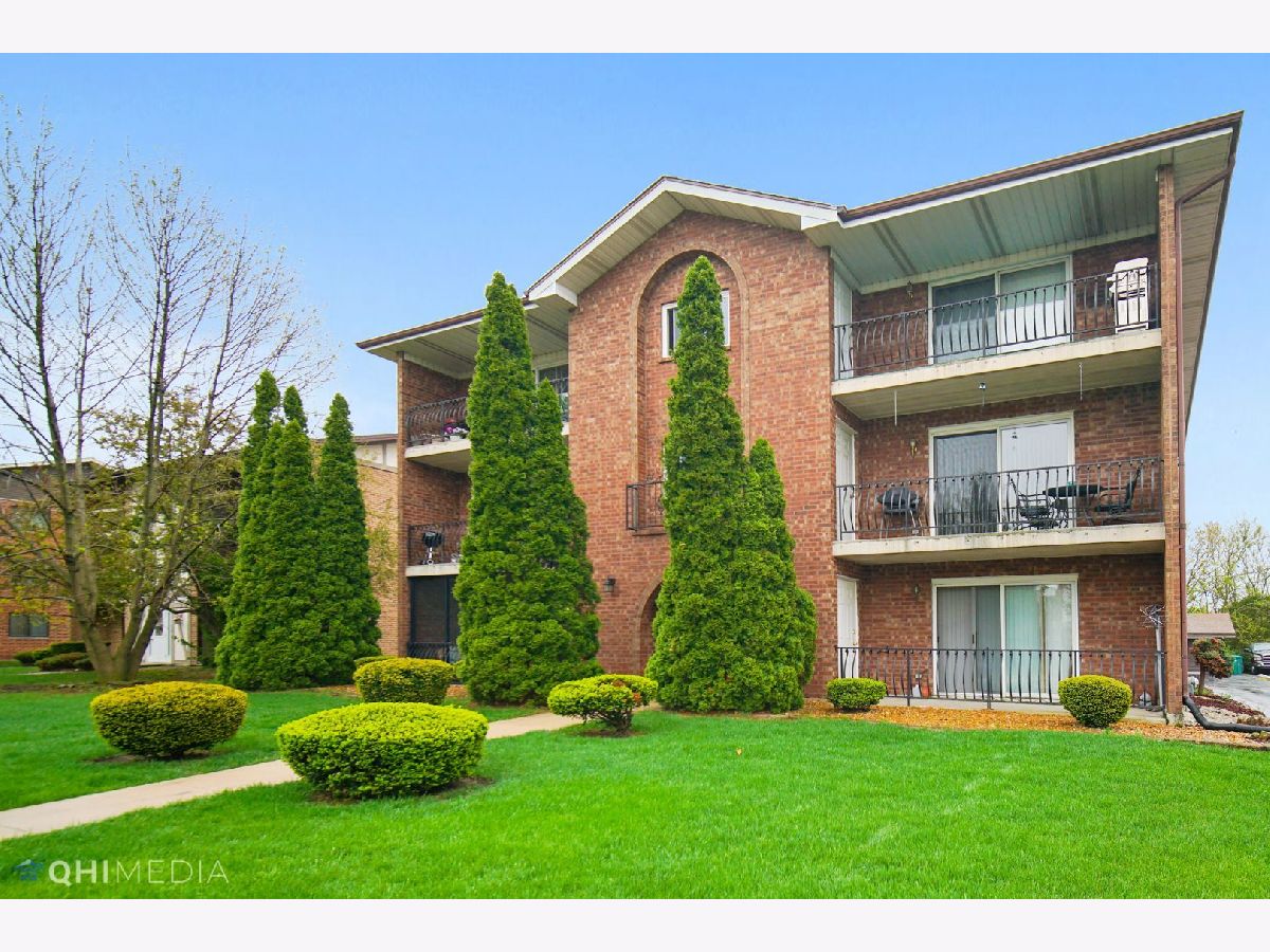 Condos & Townhomes Sold Treetop Orland Park Illinois, 9847 Treetop