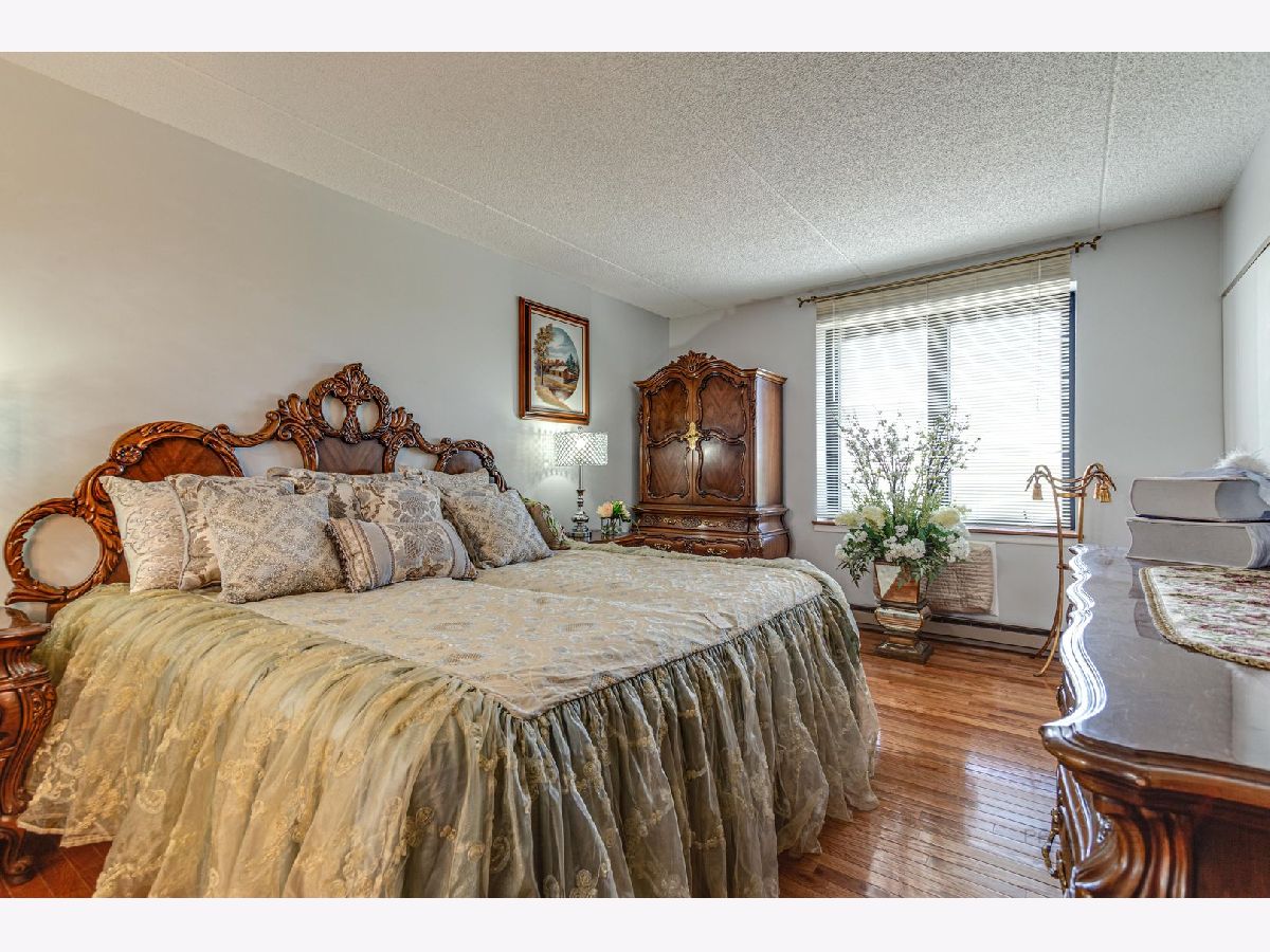 Terrace Square Niles IL, Condos & Townhomes & Homes For Sale & For Rent