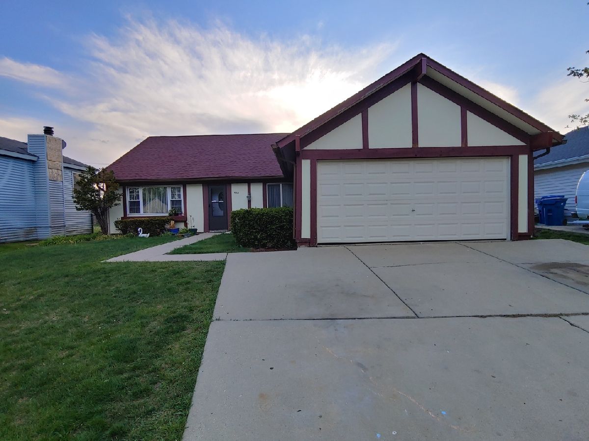 Homes Sold Tempo Hanover Park Illinois, 5760 Essex