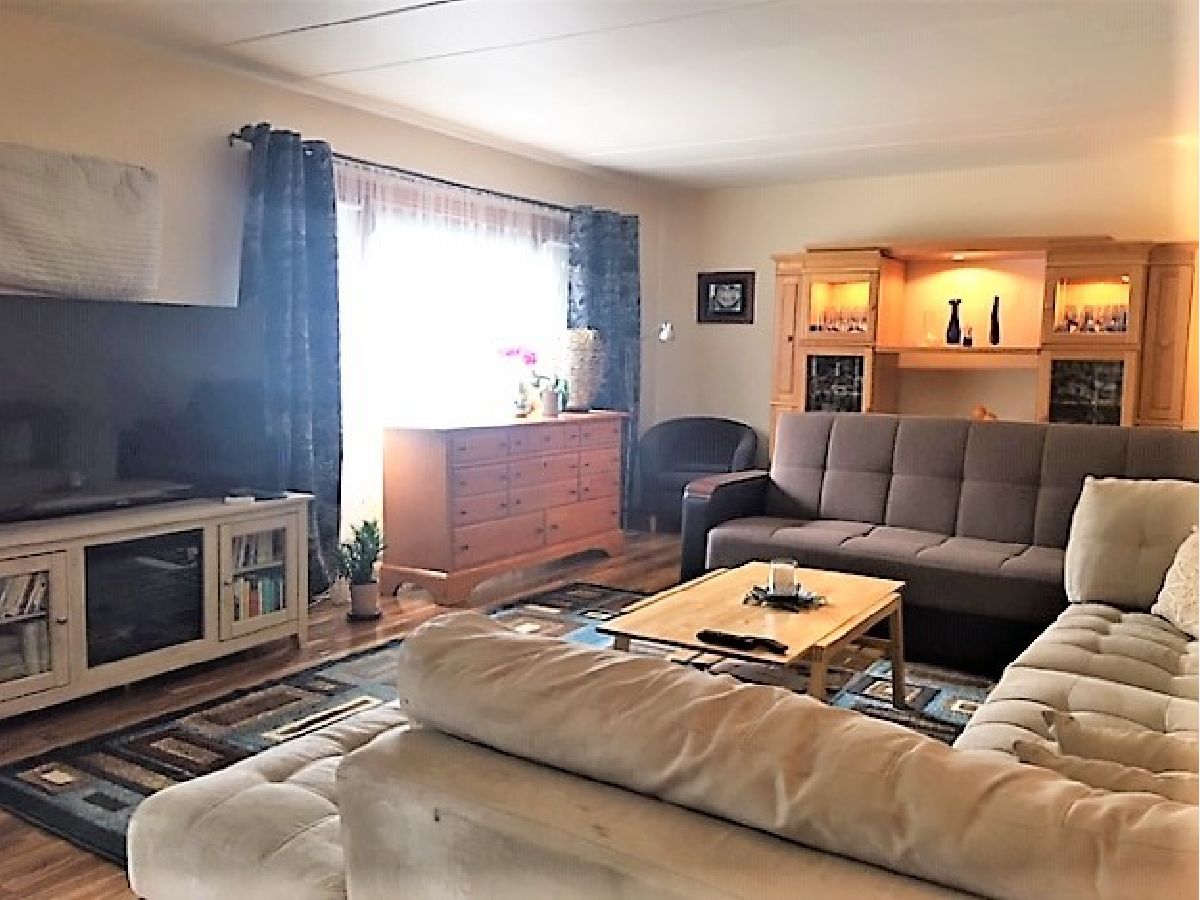 Condominiums & Homes Sold Sherwood House Des Plaines Illinois, 659 Des Plaines River