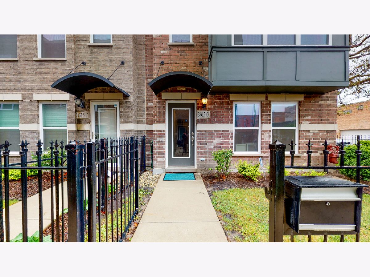 Townhomes Sold Lexington Square Chicago Illinois, 3615 Morgan