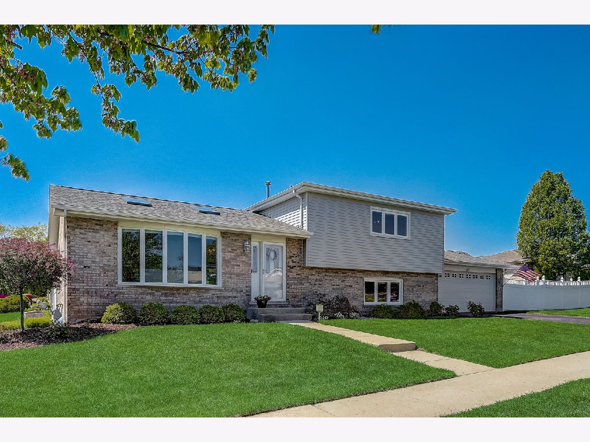 Homes Sold Ridgegate Orland Hills Illinois, 9201 169th