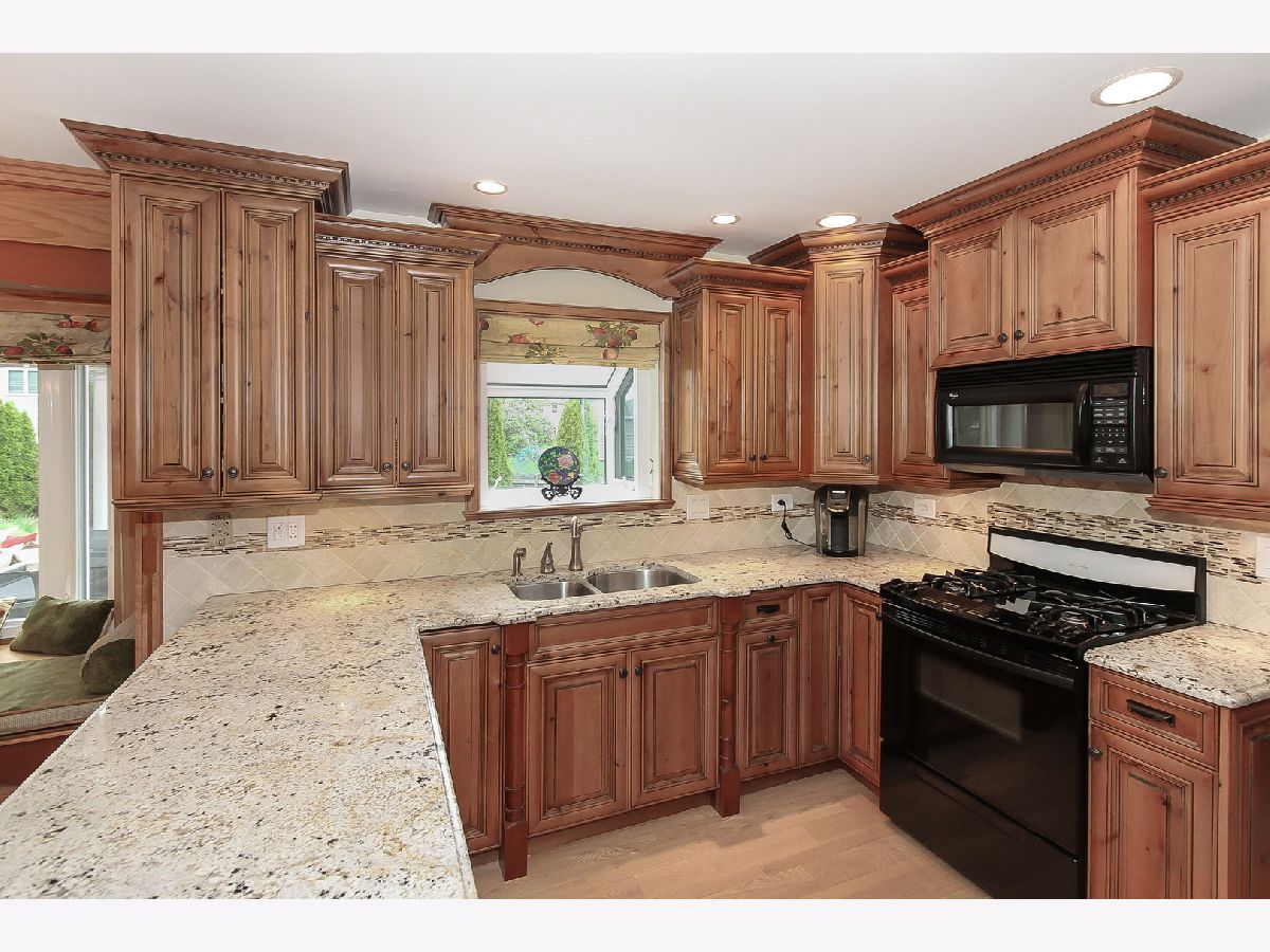 Homes Sold Cambridge Glen Carol Stream Illinois, 913 Paddock