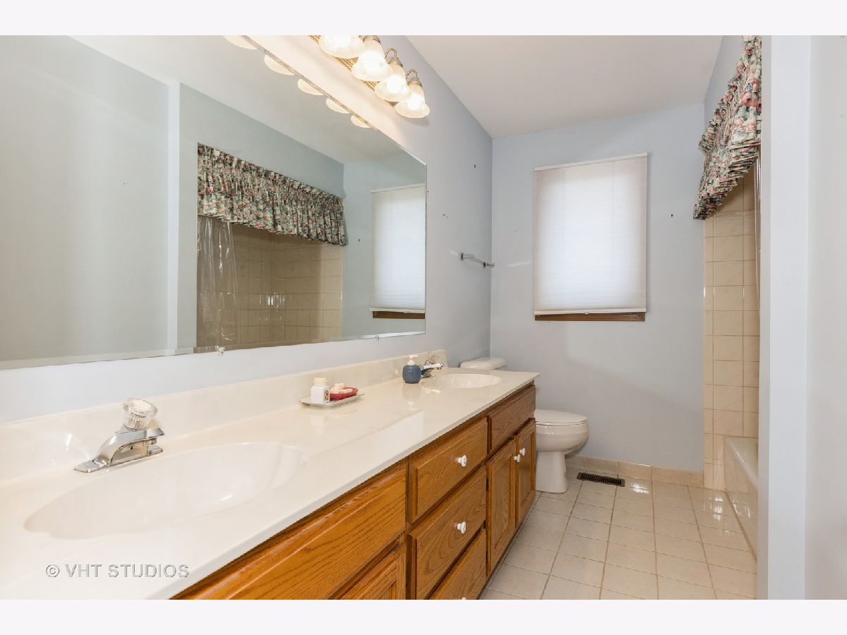 Homes Sold Ridgegate Orland Hills Illinois, 9319 170th