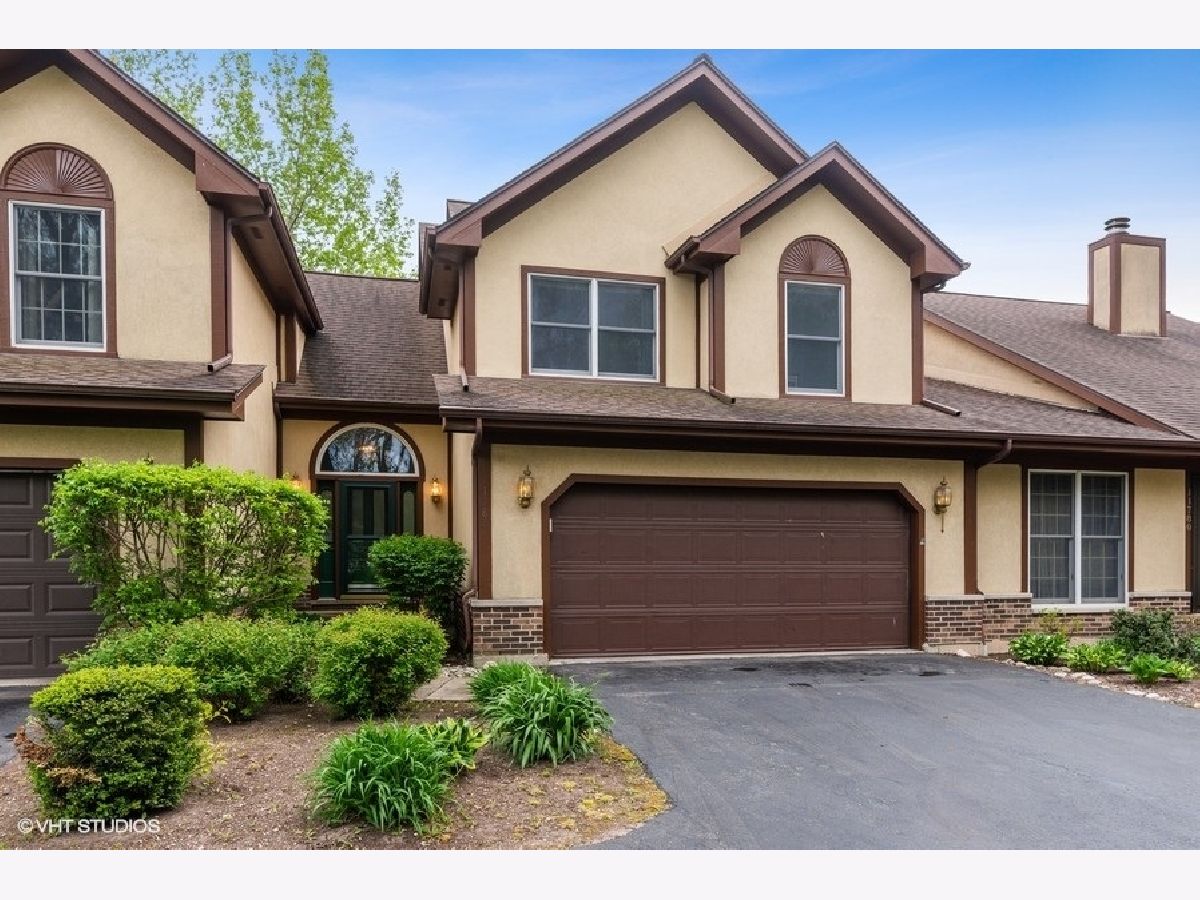 Townhomes & Homes Sold Country Creek Genoa Illinois, 11782 Pebble Beach