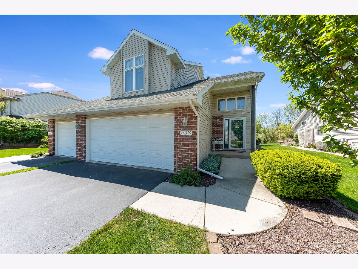 Homes & Condos & Townhomes Sold Mckinley Oaks Channahon Illinois, 26346 Evergreen