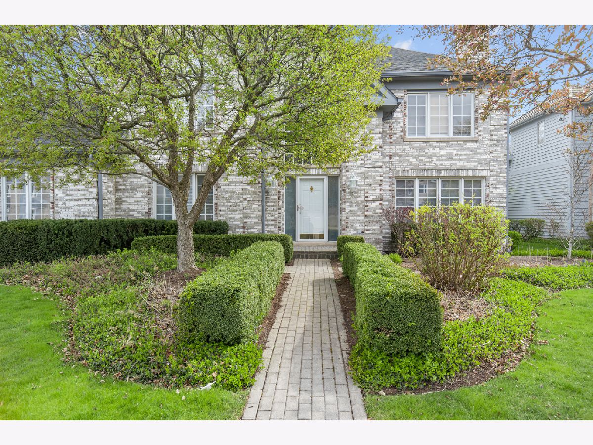 Homes Sold Canterbury Fields Buffalo Grove Illinois, 385 Blue Ash