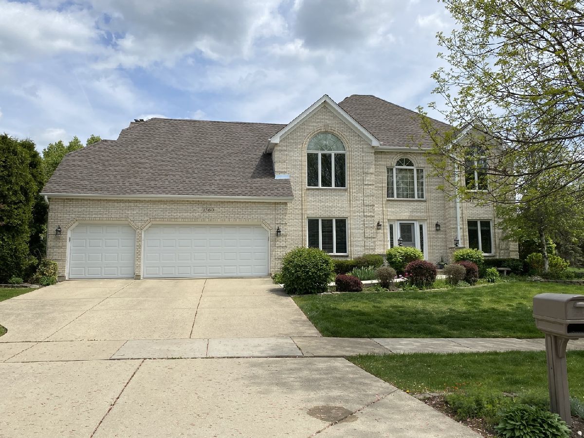 Homes Rented Fox Meadows Naperville Illinois, 1360 Hunter