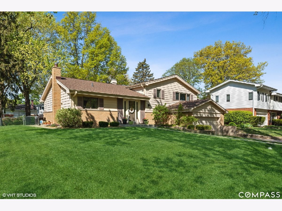 Homes Sold Heathercrest Northbrook Illinois, 1822 Heather