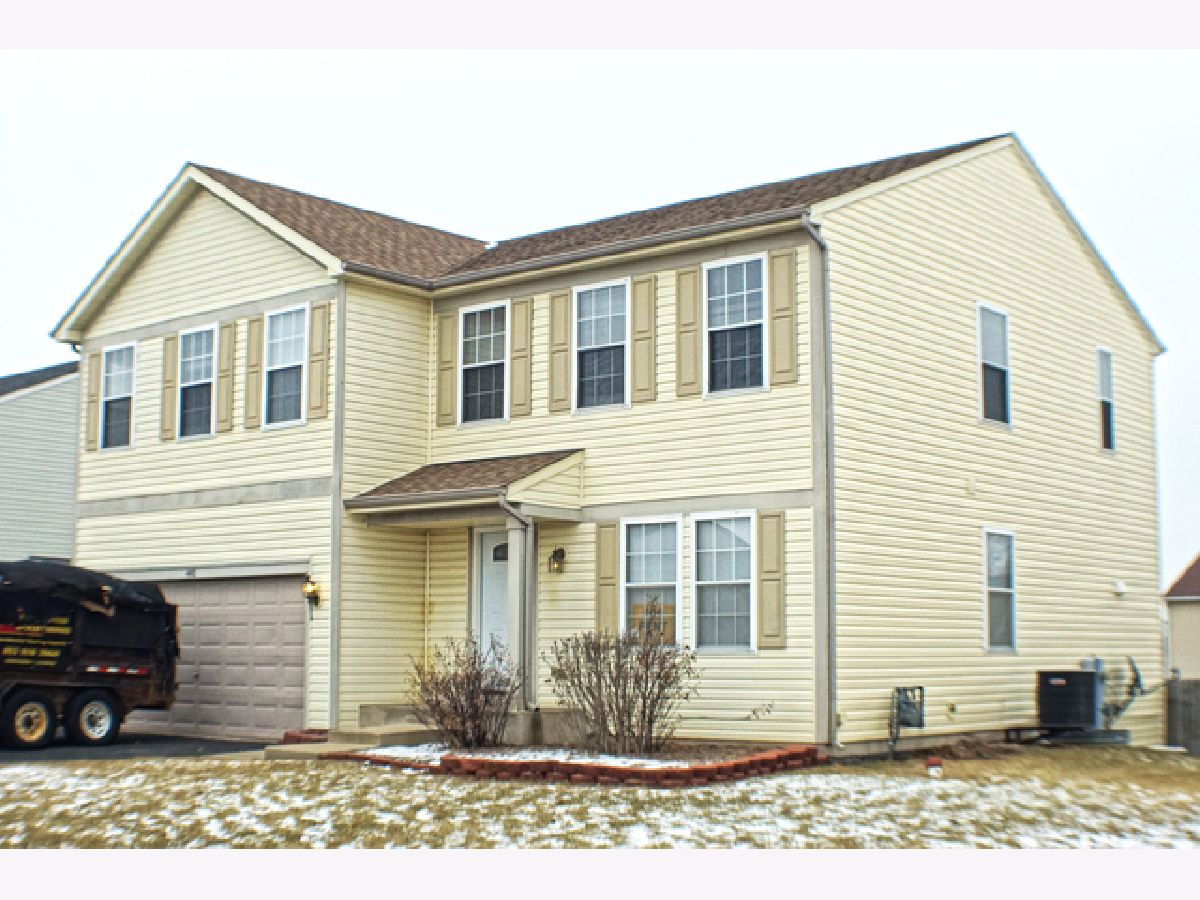 Rented Poplar Grove Illinois, 440 Stone Hollow