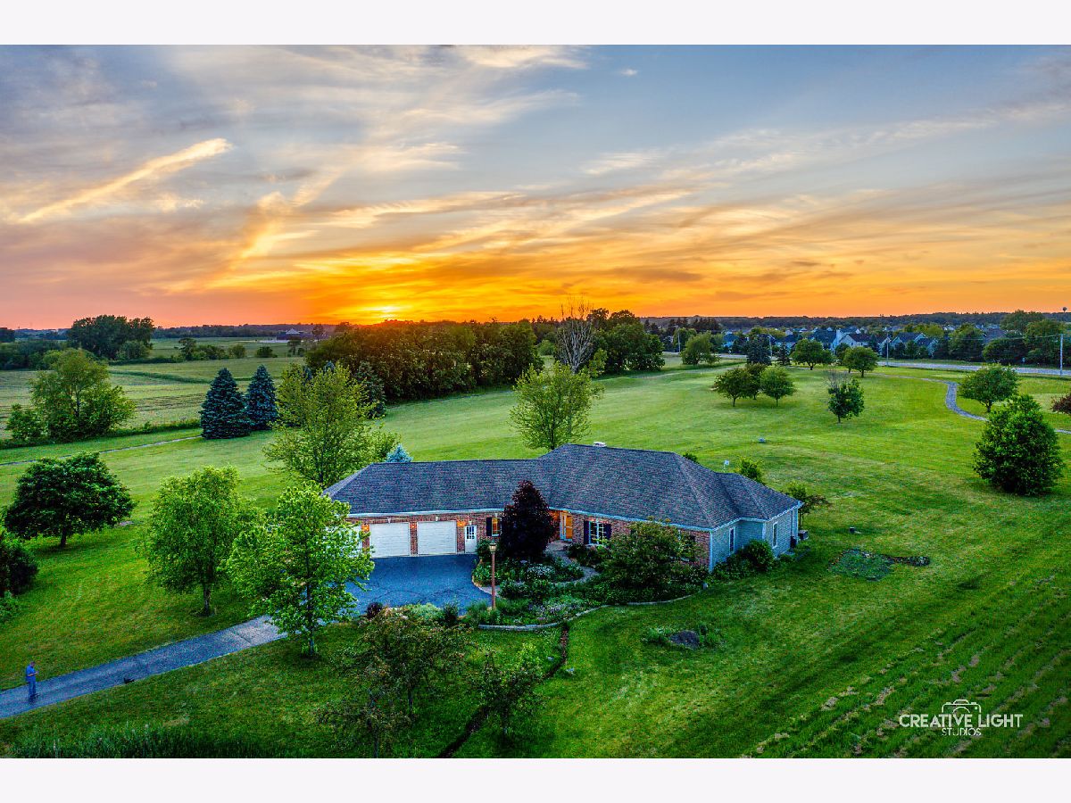 Homes Sold Hughes Creek Elburn Illinois, 764 Carolyn