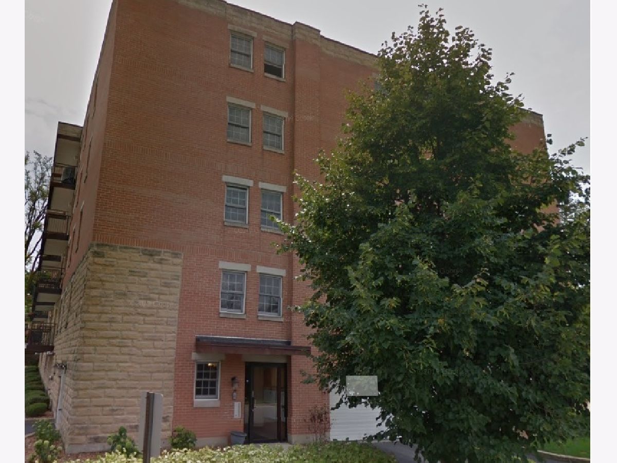 Condominiums Sold Katherine Court Willow Springs Illinois, 8733 Willow