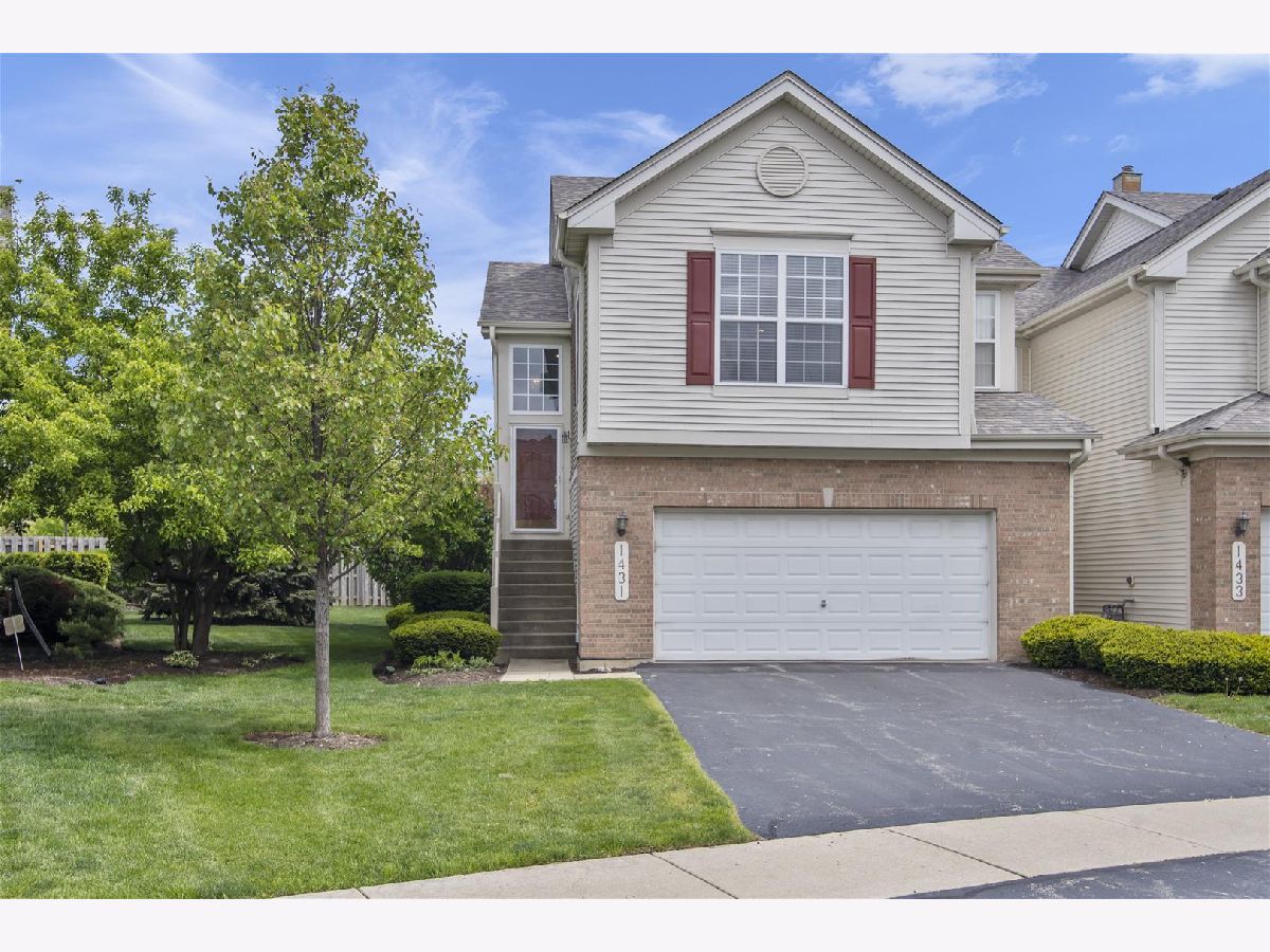 Townhomes Rented Brentwood Bartlett Illinois, 1431 Quincy Bridge