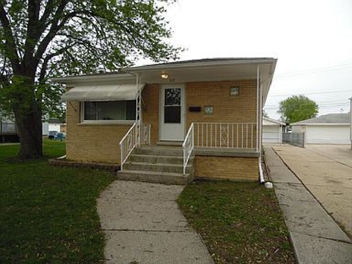 Homes Rented Ford Calumet Highlands Calumet City Illinois, 513 Greenbay