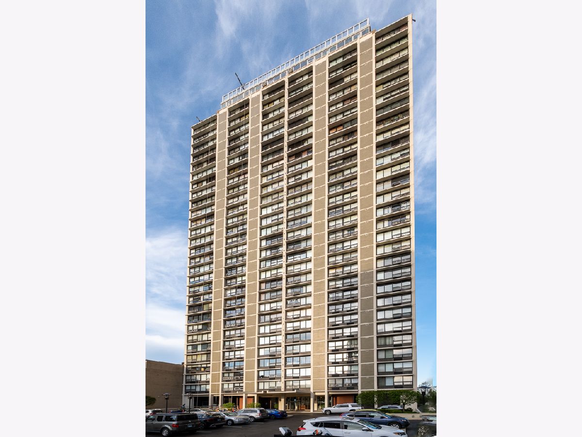 Condos & Townhomes Sold Horizon House Chicago Illinois, 5733 Sheridan