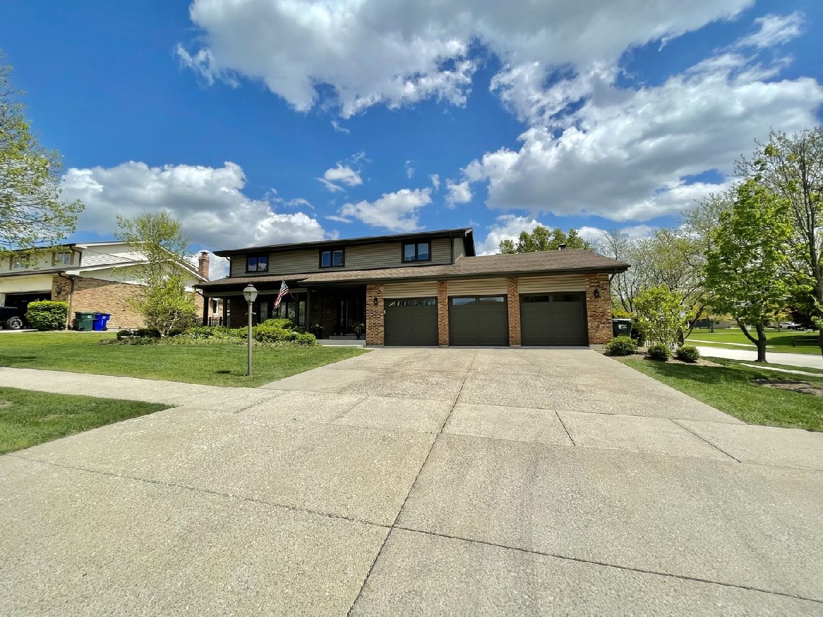 Homes Sold Orland Trails Orland Park Illinois, 13765 Natchez