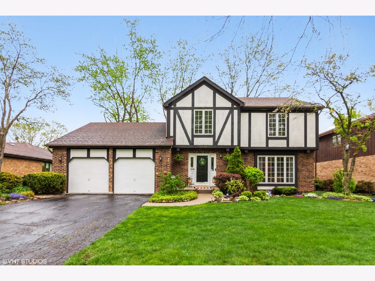 Homes Sold Pinehurst Flossmoor Illinois, 1633 Tina