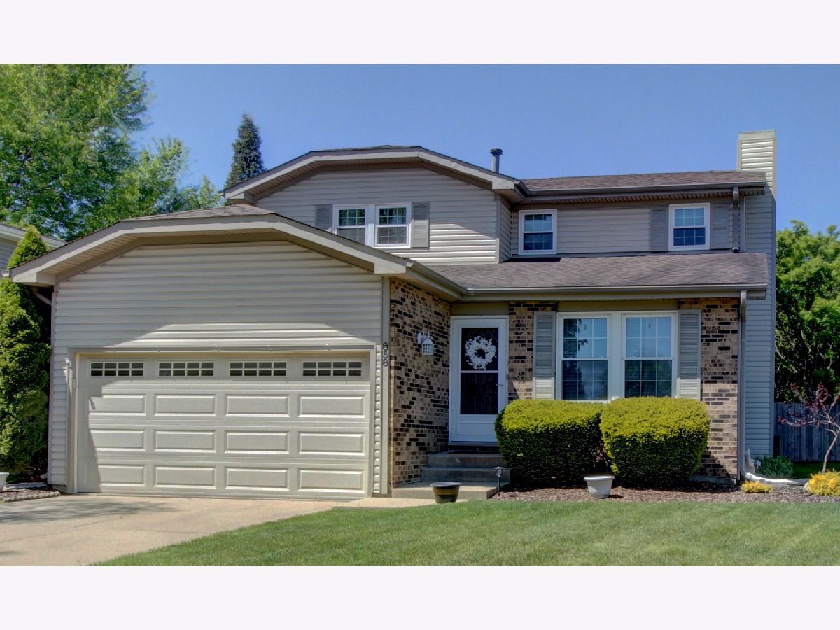 Homes Sold Shenandoah Valley Carol Stream Illinois, 858 Shenandoah