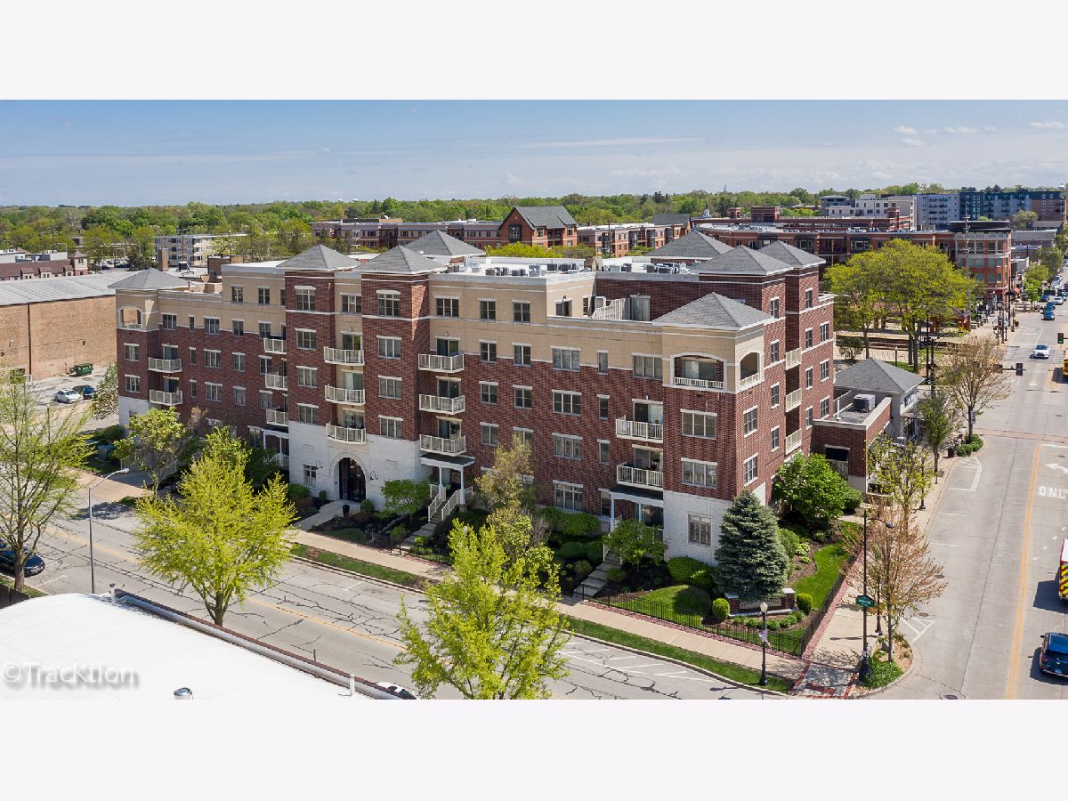 Condominiums Sold Station Crossing Downers Grove Illinois, 965 Rogers