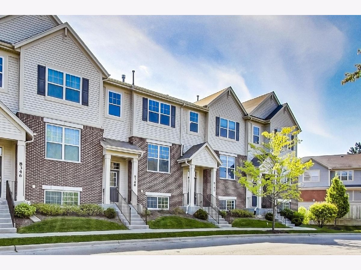Townhomes Sold Lexington Station Morton Grove Illinois, 8350 Concord
