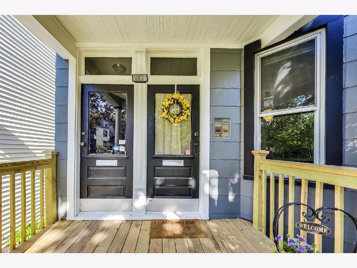 Homes & Condominiums Sold Independence Park Chicago Illinois, 3831 Central Park