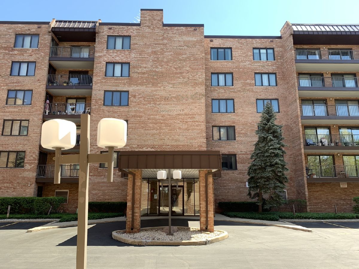 Condominiums Sold Plaza Des Plaines Des Plaines Illinois, 905 Center