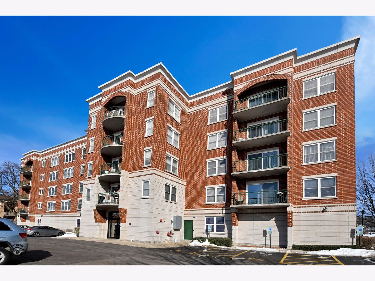 Condominiums Sold Plum Court Palatine Illinois, 104 Plum Grove