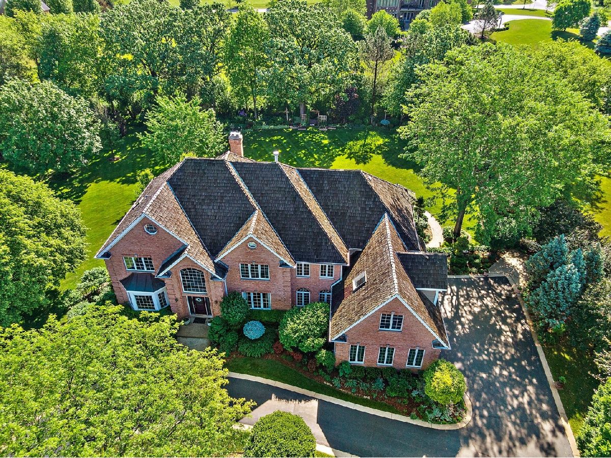 Homes Sold Heritage Estates Lake Barrington Illinois, 28112 Gray Barn