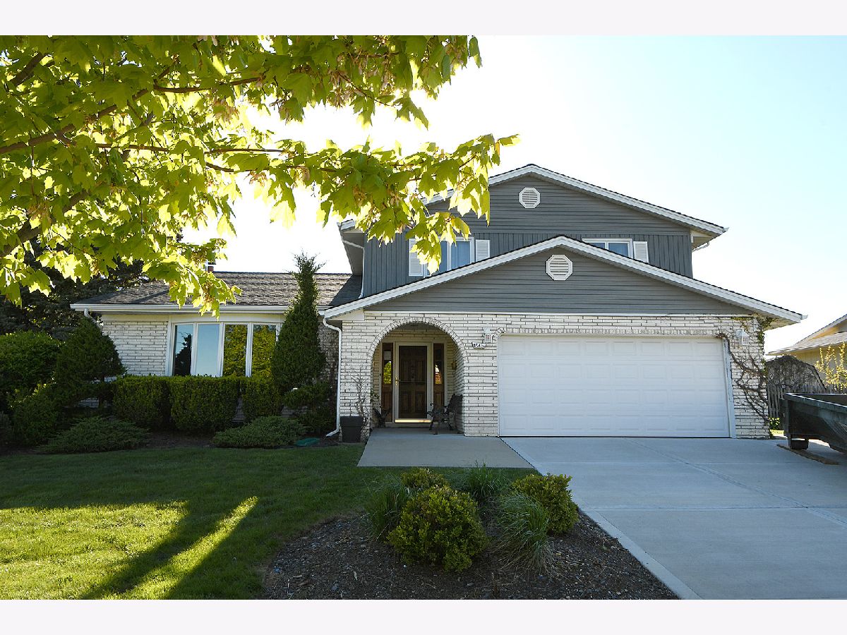 Homes Sold Forestview Oak Forest Illinois, 15420 Cherry