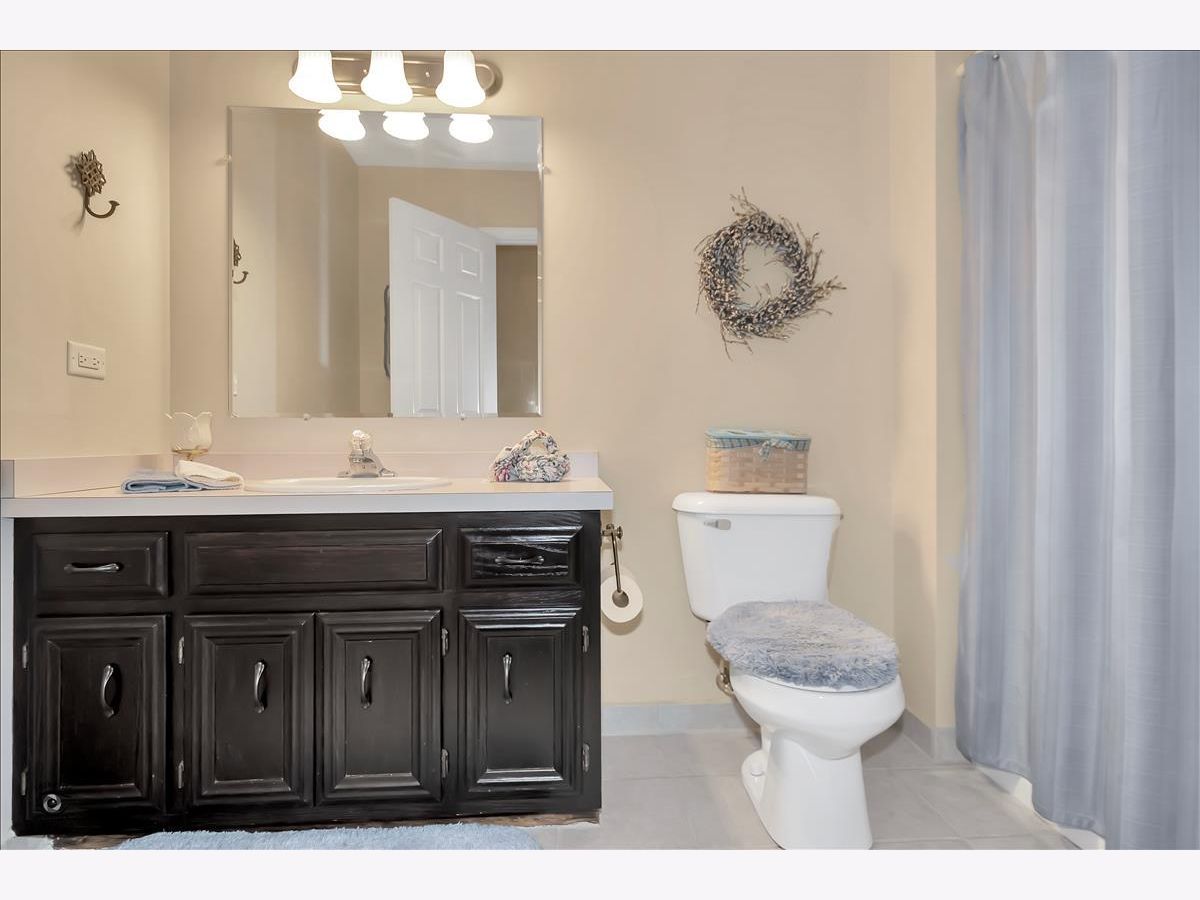 Homes Sold Bee Dee Highlands Joliet Illinois, 2912 Bisbee