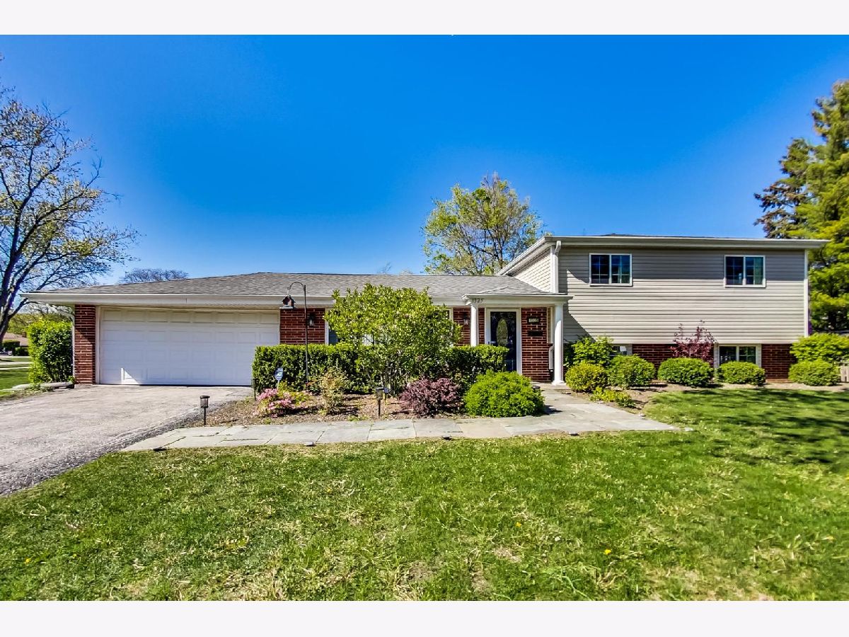 Homes Sold Flick Park Glenview Illinois, 1325 Pfingsten