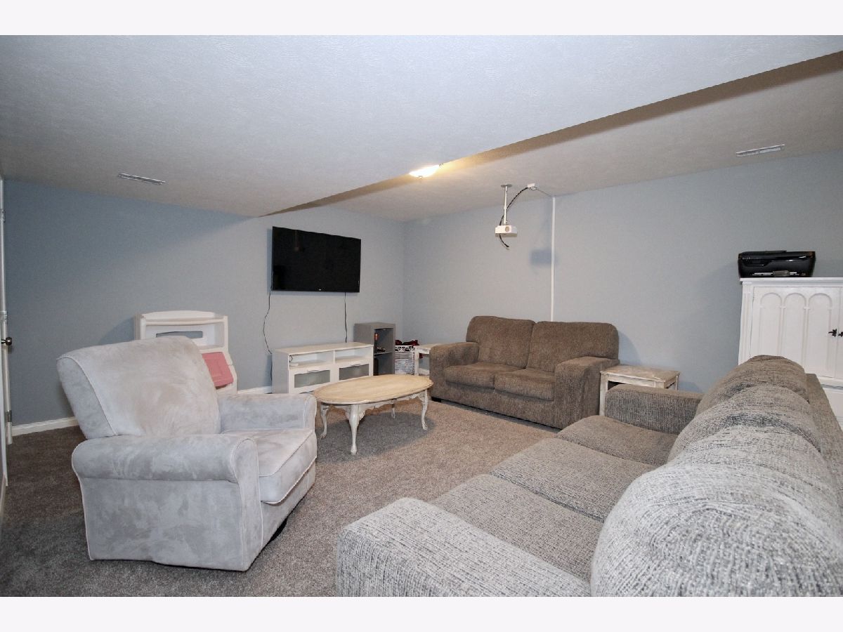 Homes Sold Meadowridge Lexington Illinois, 104 Trail Ridge