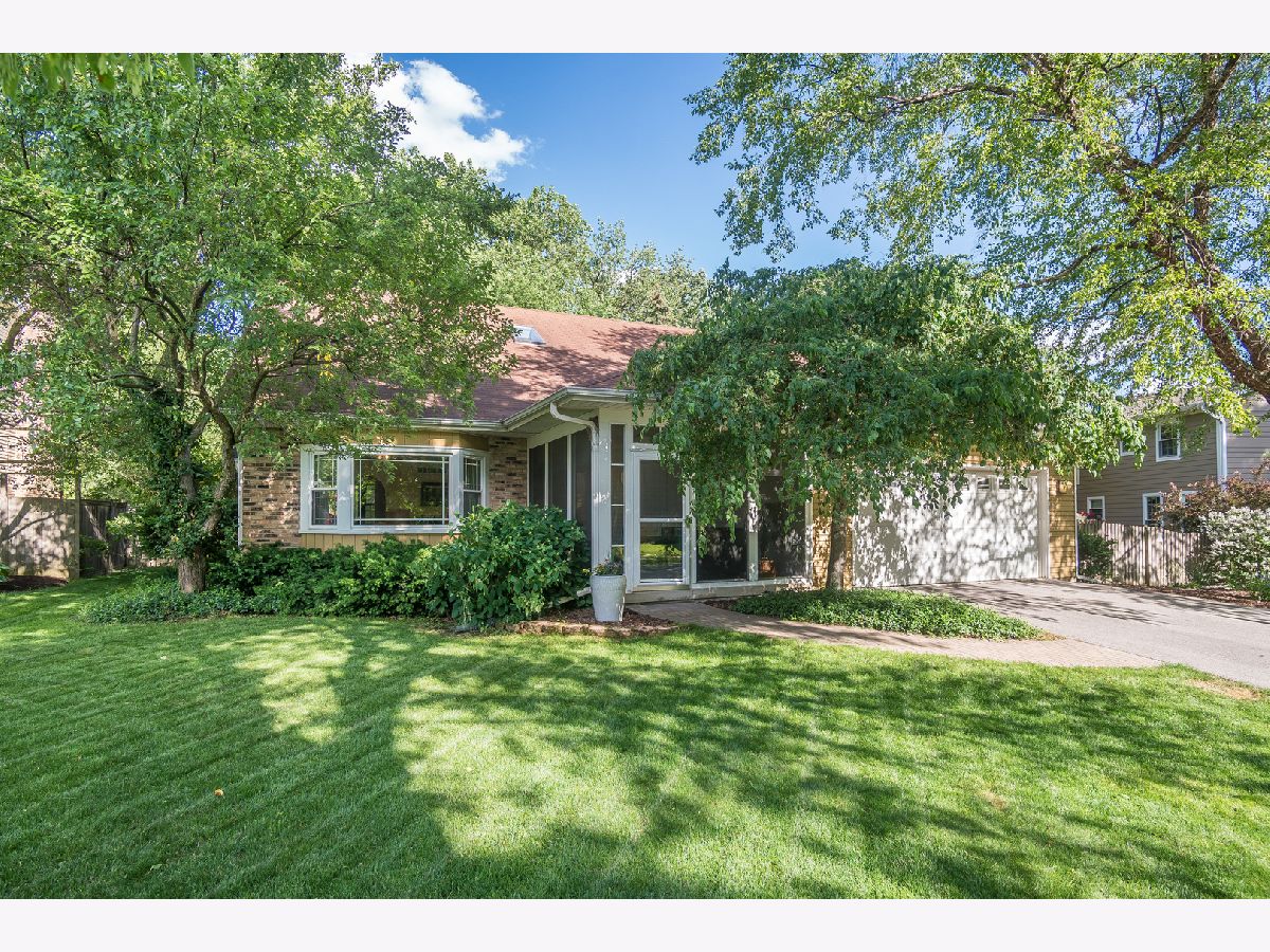Homes Sold Columbia Estates Naperville Illinois, 846 Waverly
