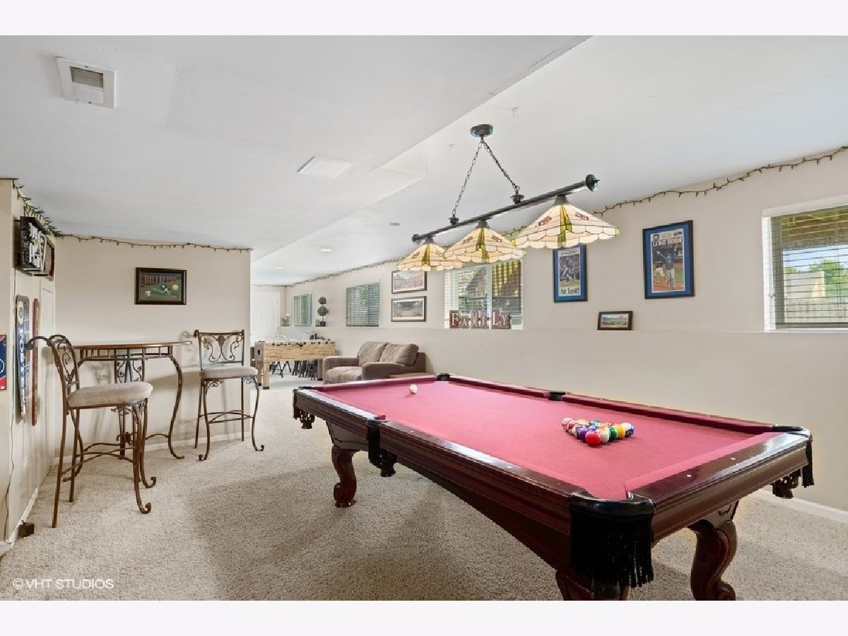 Homes Sold Willows Edge Crystal Lake Illinois, 1050 Dovercliff