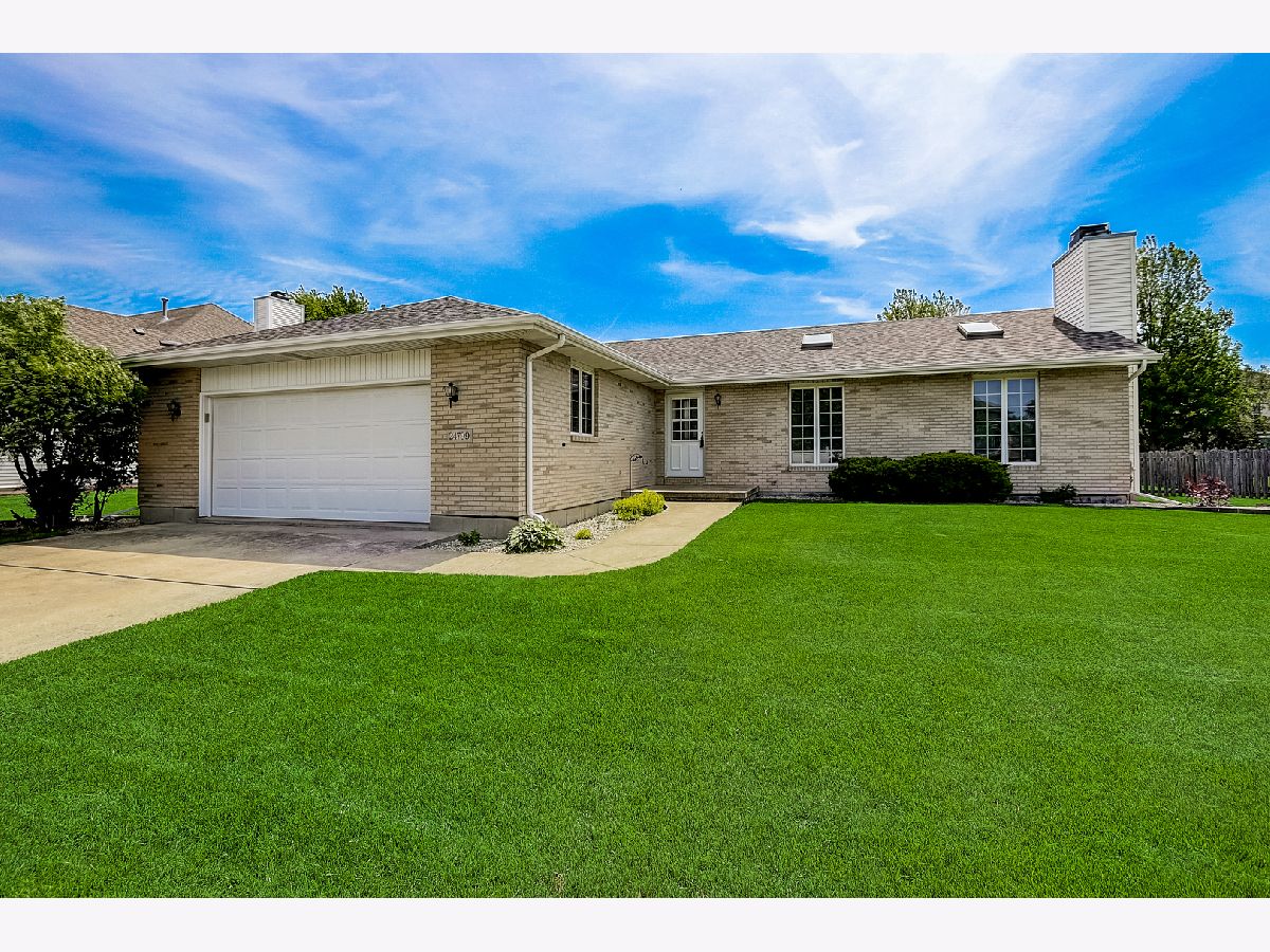 Homes Sold Ridgefield Estates Manhattan Illinois, 24799 Foxford