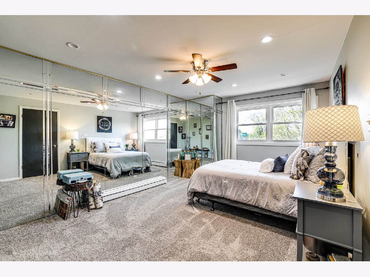 Condos & Townhomes Sold Oak Leaf Condos Oak Lawn Illinois, 10524 Pulaski