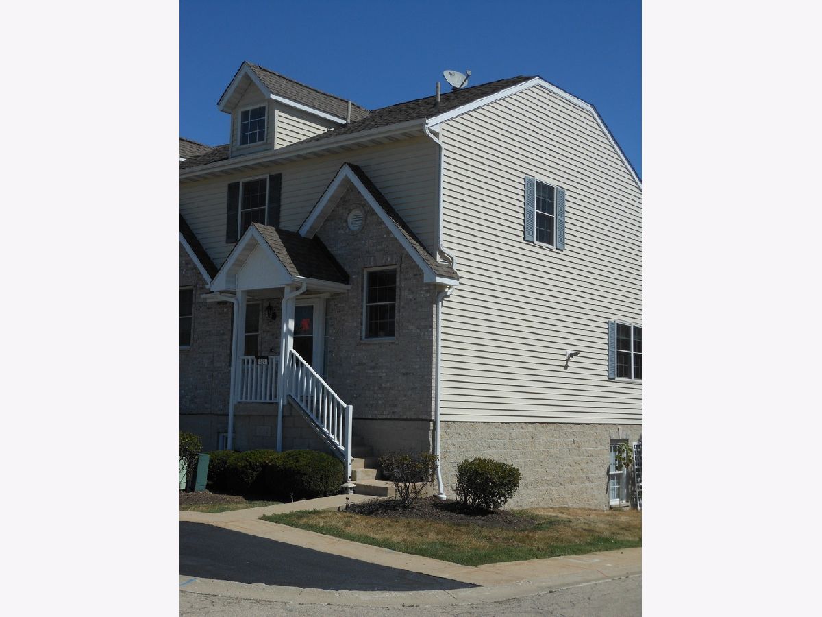 Townhomes Sold Coventry Townhomes Cortland Illinois, 424 Grainger