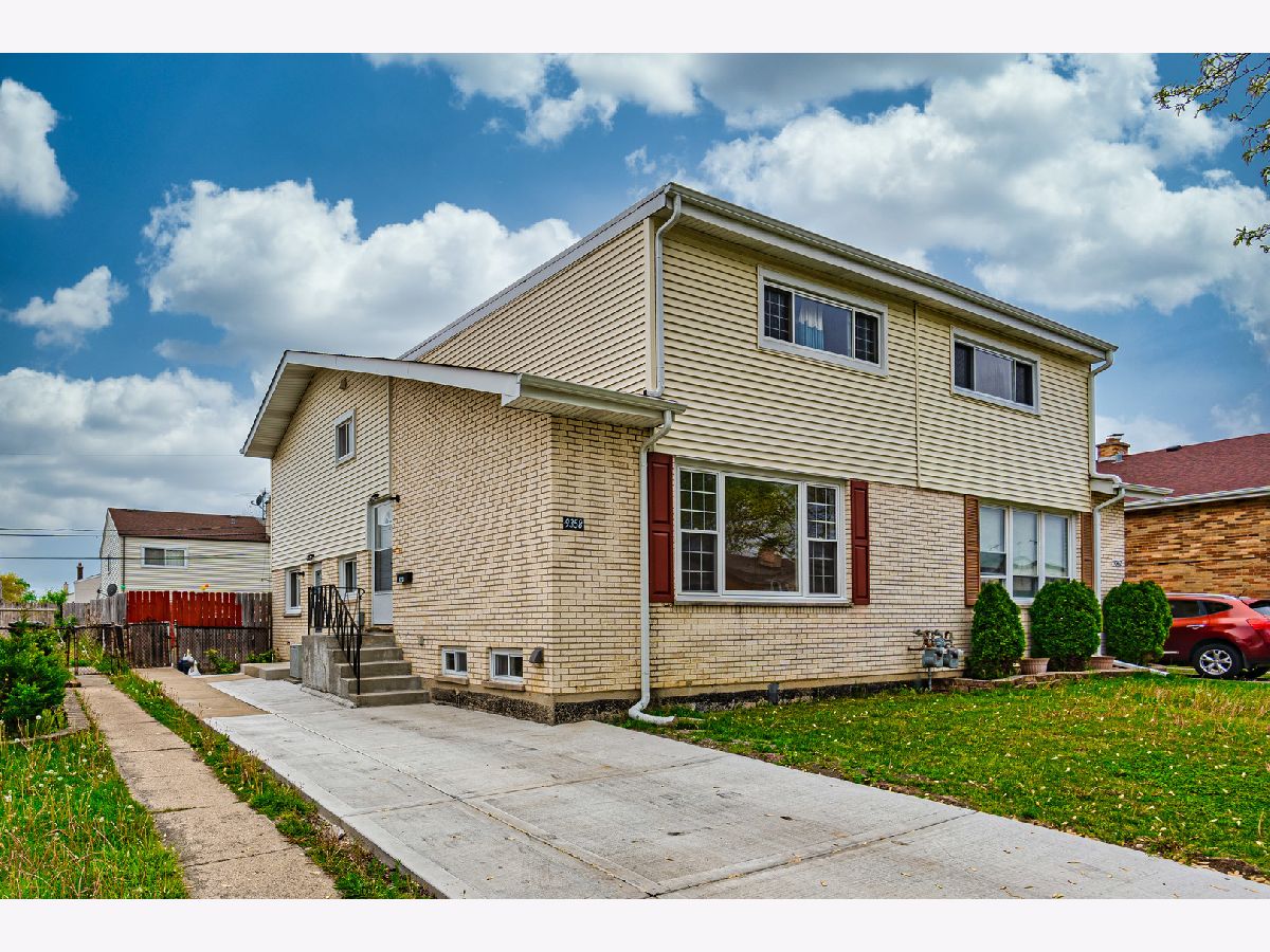 Golf Mill Des Plaines IL, Townhomes & Condos & Homes For Sale & For